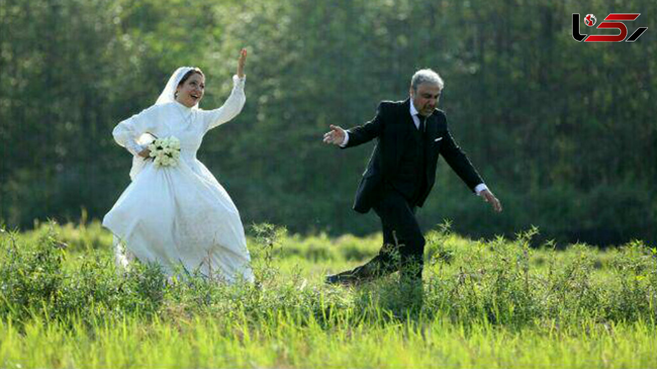 وقتی بازیگر زن ایرانی با لباس عروسی به دنبال شوهرش می افتد! + عکس
