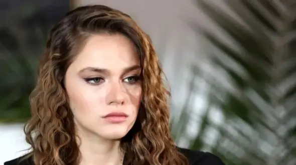 بیوگرافی میرای دانر بازیگر نقش «زینب لتو» در سریال ترکی «عشق بی‌حد و مرز»