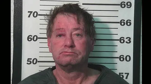 شلیک گلوله به صاحبخانه توسط مستاجر الکلی +عکس