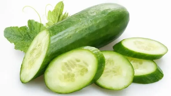 جوانسازی پوست با میوه ای کم کالری
