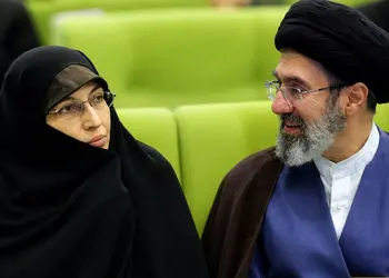 فیلم / ناگفته‌های شنیدنی از زندگی همسر شهید آیت الله سید مجتبی خامنه ای /  از حساسیت هایش تا دوختن چادر برای دخترشان فاطمه با دست !