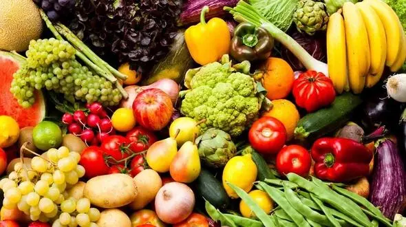 قیمت میوه و سبزی در بازار امروز سه شنبه 18 