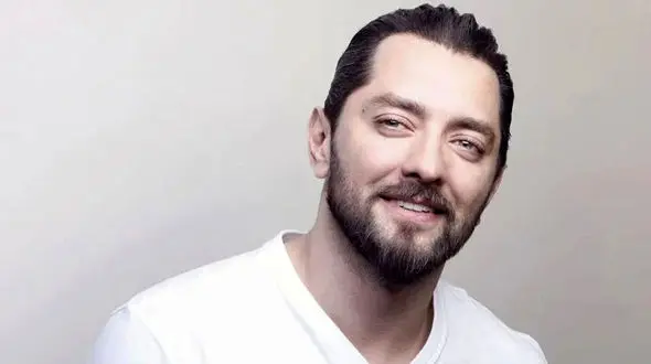 عکسی از گریم جالب بهرام رادان و بیژن بنفشه‌خواه در فیلم سروش صحت