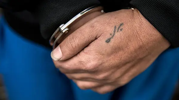 دستگیری عاملان تیراندازی آبادان / خانه شان اسلحه خانه بود