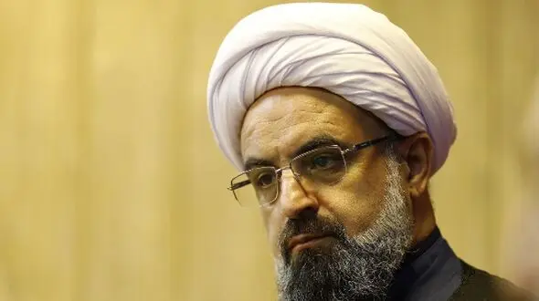حضور یک زن نیمه‌برهنه  روی صحنه در دوران  هخامنشیان و ساسانیان هم خلاف قانون بود!