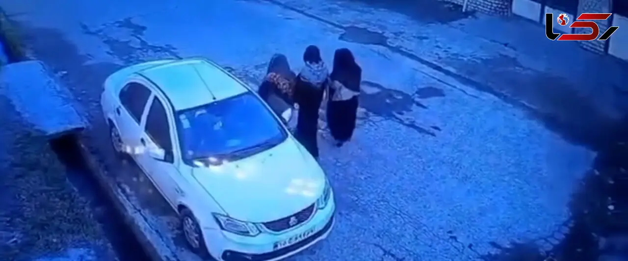 فیلم دوربین مداربسته لحظه زورگیری خشن از زنان سالمند در بندرترکمن 