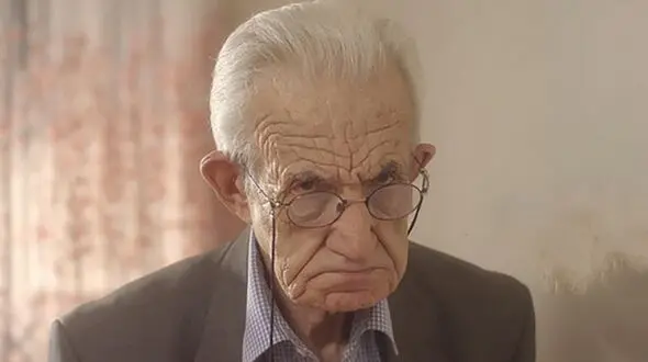  اردشیر کاظمی : به خدا من 100 ساله نیستم ! / سن دقیق مسن ترین بازیگر ایران با عکس جوانی جذاب و زن زیبایش ! + فیلم