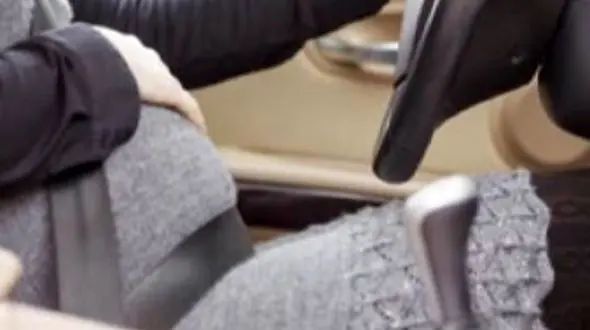 خطرات رانندگی در ماه‌های آخر بارداری برای مادران