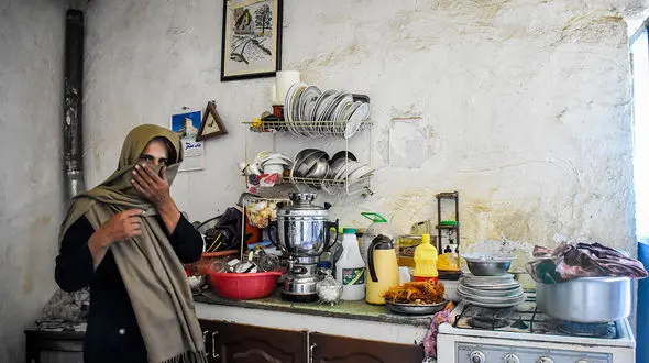 حذف اسامی برخی از مددجویان نهادهای حمایتی از دریافت بسته امنیت غذایی/ گلایه اقشار کم درآمد از میزان اعتبار هر بسته