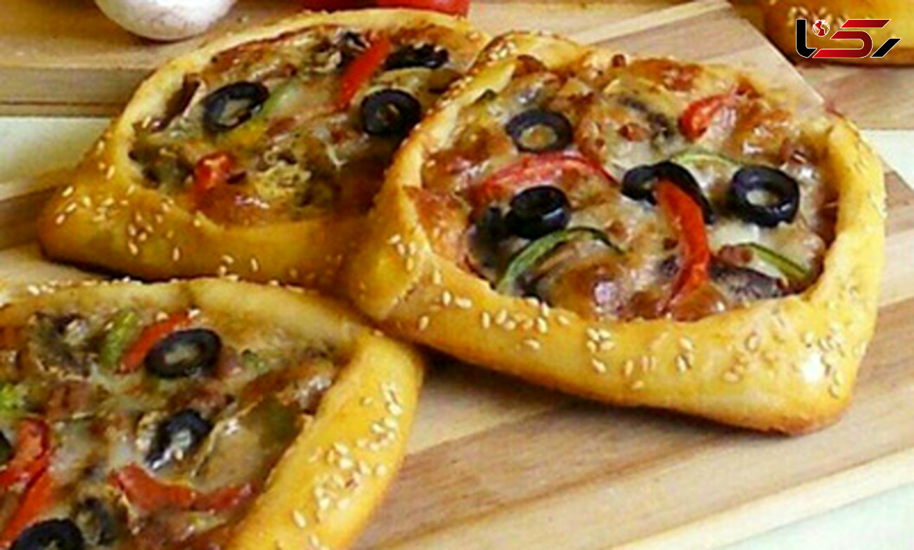 طرز تهیه پیتزا پیراشکی گیاهی در خانه 