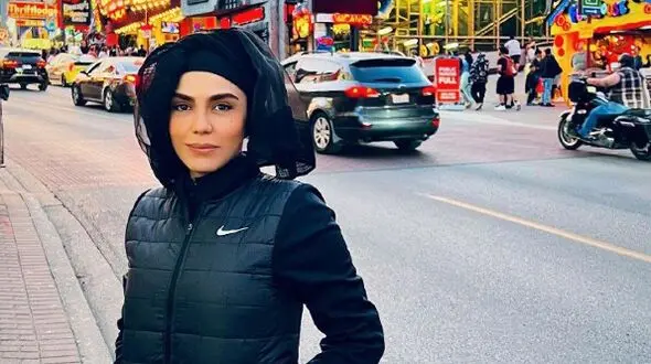 تصاویر | جشن تولد ۳۶ سالگی آزاده زارعی بازیگر نقش باران در سریال «آوای باران» کنار آبشار نیاگارا