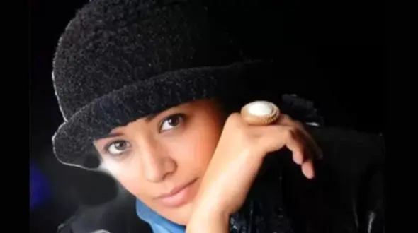 تیپ خفن پسر الهام چرخنده در خیابان های تهران / تفریح همسر سابق خانم بازیگر و پسرش!