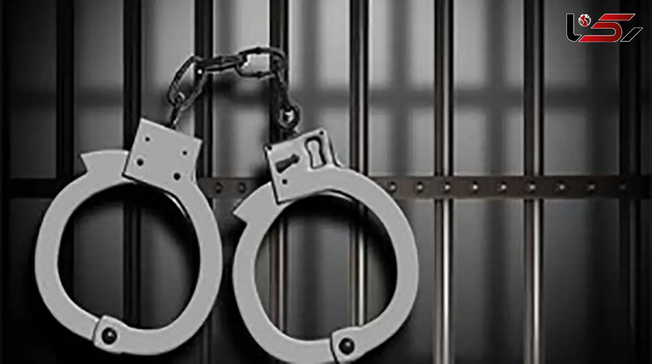 راز استیکر های توهین آمیز برای روستایی ها فاش  شد