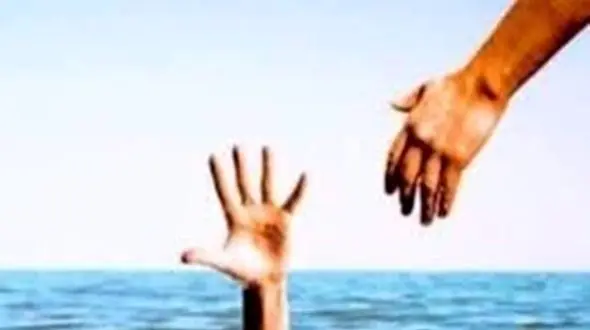 نجات معجزه‌آسای کودک ۱۱ ساله در بوشهر توسط پلیس