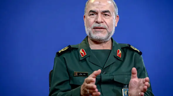سردار جوانی: ناوگان دشمن فرسنگ ها از مرزهای زمینی فاصله گرفته و جرات نزدیک شدن ندارد 