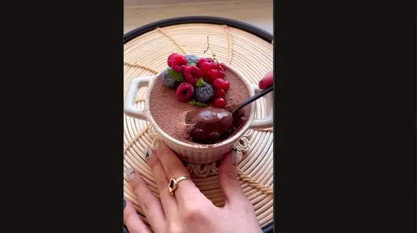 دسر شکلاتی کافی شاپی + فیلم