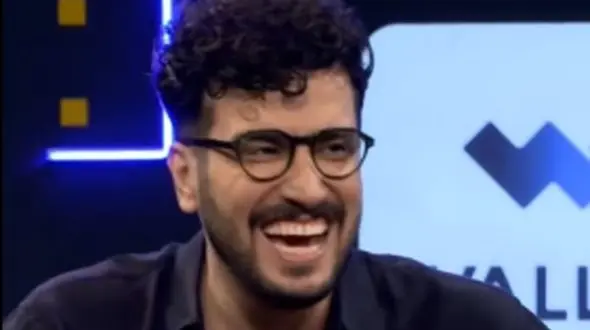 فیلم/ قرار عاشقانه و دیت اول امیرحسین قیاسی  با کاظم سیاحی، بازیگر سریال «لیسانسه ها» در نقش دختر نقاش/ عاشق اون حرکت آخرش شدم