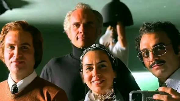 فیلم / تینا پاکروان کارگردان سریال  تاسیان: بابک حمیدیان بسیار ترسناک بود ازش میترسیدم میگفتم دور شو از من !