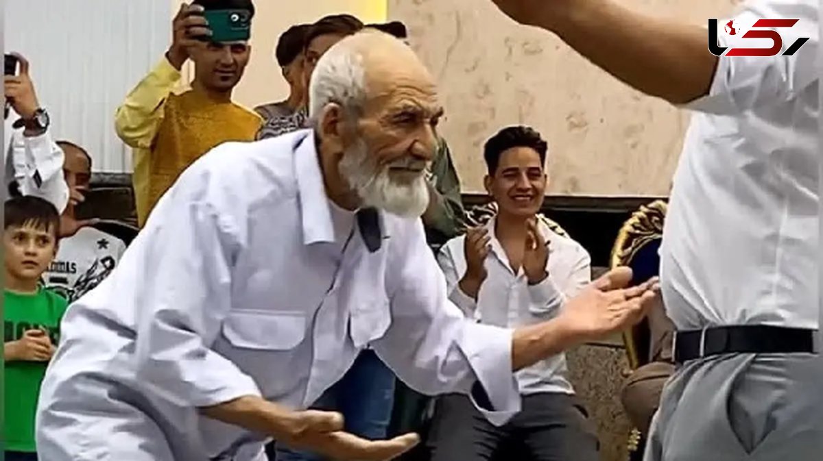 آواز شاد؛ پیرمرد 110 ساله قالی کرمون چه رقص پر ملاتی میکنه همه چشاشون چارتا شده