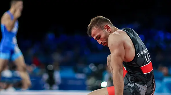 صحنه تلخ کشتی ایران در المپیک / رنگرز از فاجعه جلوگیری کرد