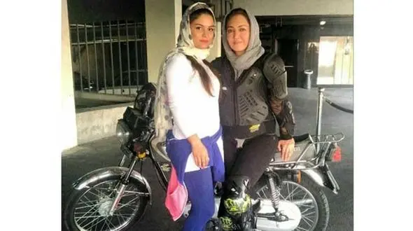 نیکی کریمی و ماجرای موتور سواریش در "آذر" 