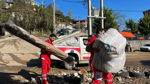 مسدودیت ادامه دار جاده فیروزکوه + تصاویر