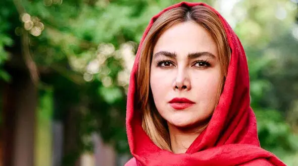 آناهیتا نعمتی در این عکس شبیه 18 ساله ها شد ! / جوانتر شدن خانم بازیگر بعد طلاق از ابوالفضل پورعرب !