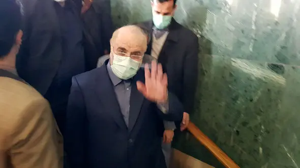 ما به مردم باور نداریم خواسته هایمان را از دشمن تمنا می کنیم / خدای اقتصاد همان خدای جنگ است + فیلم