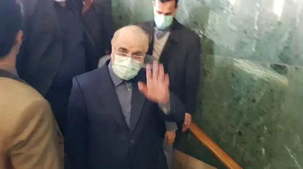 ما به مردم باور نداریم خواسته هایمان را از دشمن تمنا می کنیم / خدای اقتصاد همان خدای جنگ است + فیلم