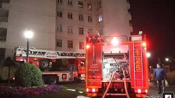 آتش سوزی وحشتناک در برج 31 طبقه شهرک غرب / 180 نفر بیرون دویدند+ عکس