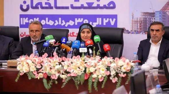 وزیر راه علت عقب‌ماندگی پروژه‌ها را کمبود بودجه اعلام کرد