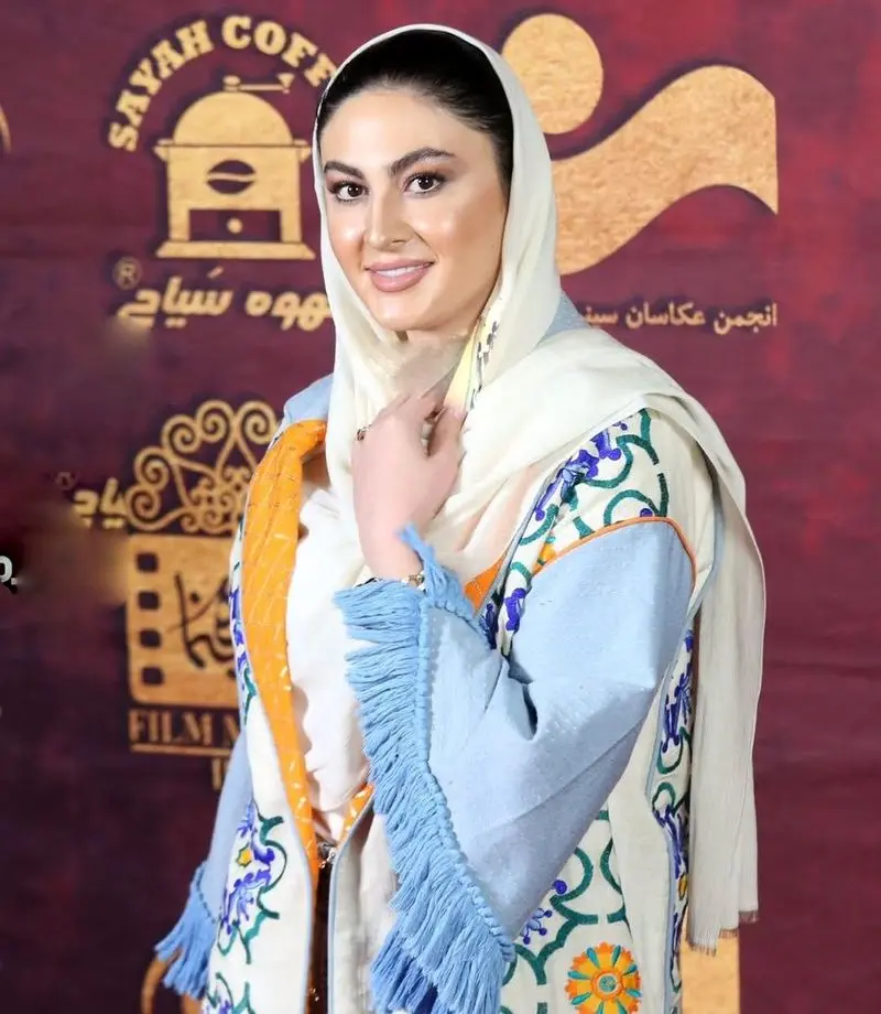 مریم مومن