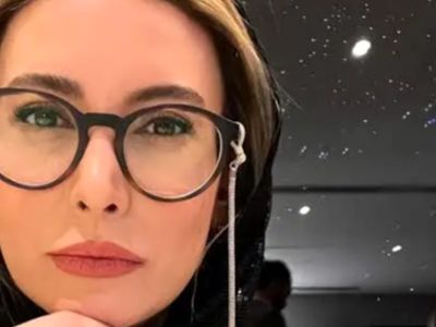 انتخاب جالب فریبا نادری در ترکیب استایل! شال پلنگی و عینک گربه‌ای و ....