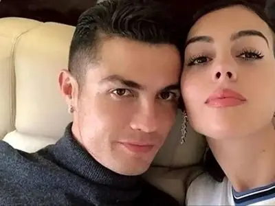 جورجینا: اولین عاشقی من و رونالدو با نگاه اول بود در خیابان های مادرید بود /  بعد توی یک جشن با هم دست دختر و پسر شدیم