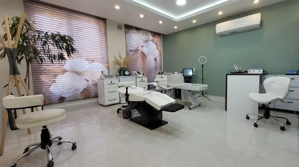 هشدار دادگستری تهران به شهروندان: مراقب مراکز غیرمجاز خدمات زیبایی باشید