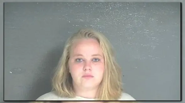 رها کردن دو کودک در کنار بزرگراه  / آنها 18 ساعت گرسنه بودند+ عکس / امریکا