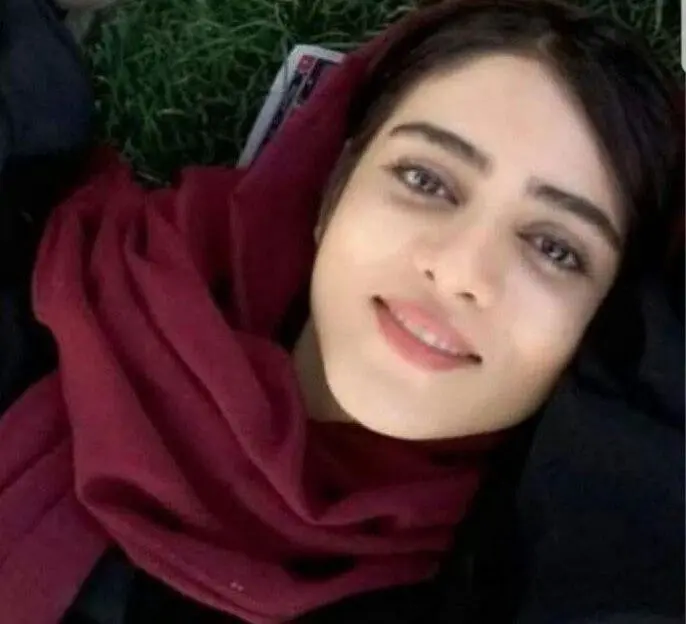 وزیر اسبق ورزش و جوانان: دختر آبی قربانی کینه‌توزی دشمنان خارج و داخل شد