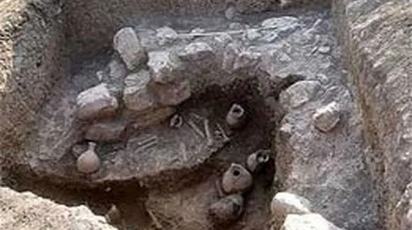 بازداشت 6 مرد در یک قدمی گنج تاریخی / آنها مجهز به دستگاه گنج یاب بودند