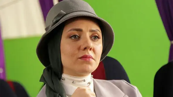 عکس ها / نگاهی به خانه لاکچری و دکوراسیون شیک حوریه مقدم بازیگر چشم رنگی ایرانی / خوشرنگ و آنتیک از آشپزخانه تا سالن غذاخوری اشرافی