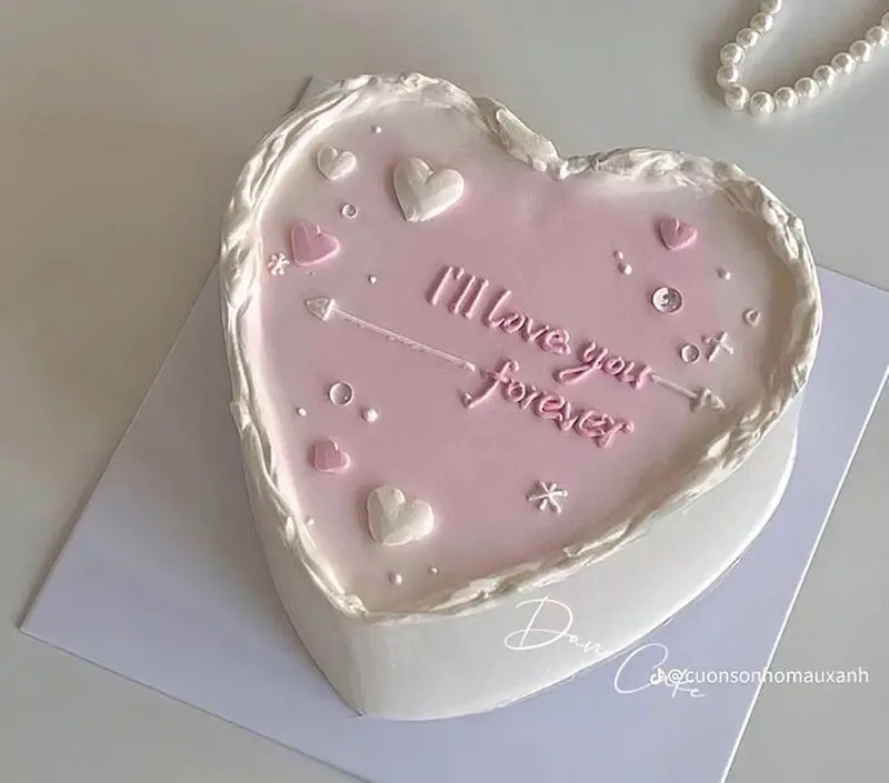 عکس کیک قلبی شکلاتی