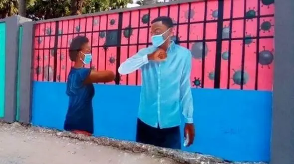 نقاشی های کرونایی بر دیوارهای شهرهای جهان + عکس