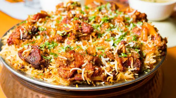 سیب‌پلوی کرمانشاهی / عطر بهشت در یک لقمه + فیلم