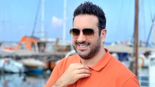 نماهنگ دخت شیراز با صدای امید حاجیلی + فیلم 