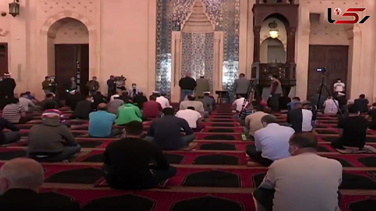 حضور نمازگزاران لبنانی در مساجد در روزهای کرونایی + فیلم