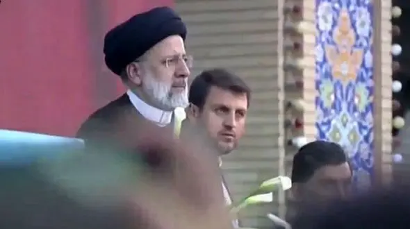  رئیس جمهور در حرم حضرت زینب (س) : رهبر انقلاب به درستی جنس حرکت داعش را صهیونیستی دانستند