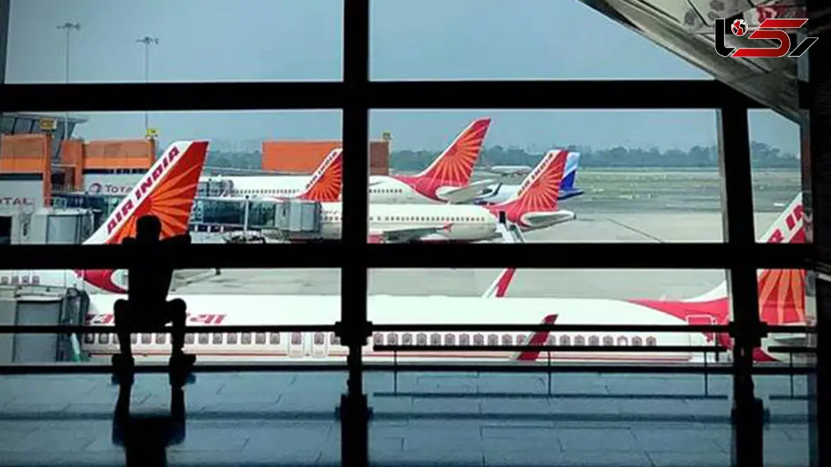 برگزاری امتحانات دانش‌آموزان بر روی باند فرودگاه در اودیسا + فیلم