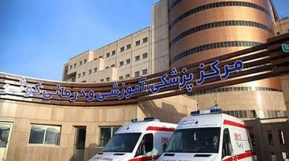 فیلم لحظه قتل هولناک مرد جوان در بیمارستان کوثر سنندج / دادستان : قاتل دستگیر شد