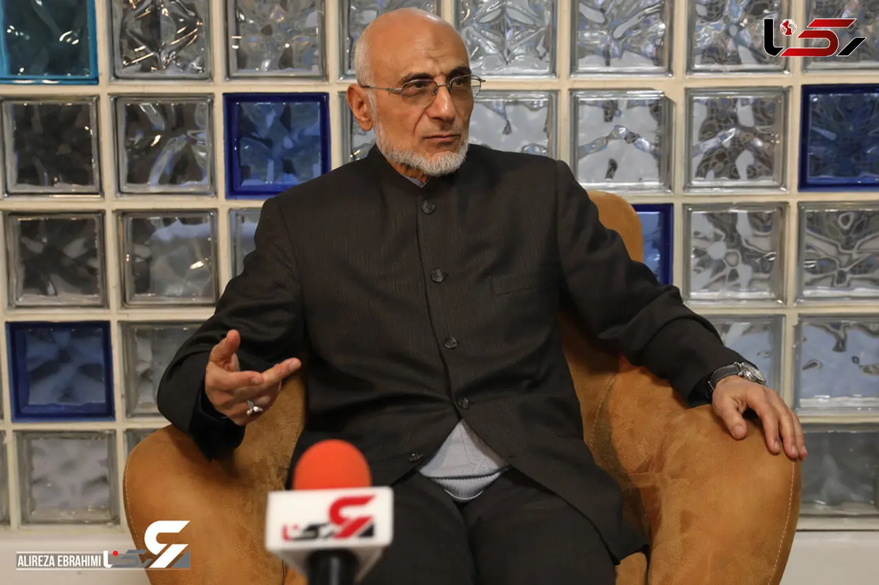 ممنوع الخروجی برخی مقامات شهرداری تهران / در منطقه 22 با دو امضا قانون را دور می زنند / اطلاع شهردار از خلاف ها + فیلم