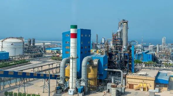 دولت رئیسی را دولت شعار نمی دانیم، دولت عمل می دانیم 