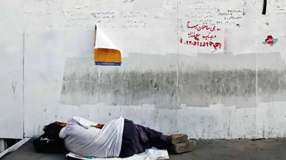 از کارتن‌خوابی تا روزنامه‌نگاری / چند برش از زندگی آقای میم
